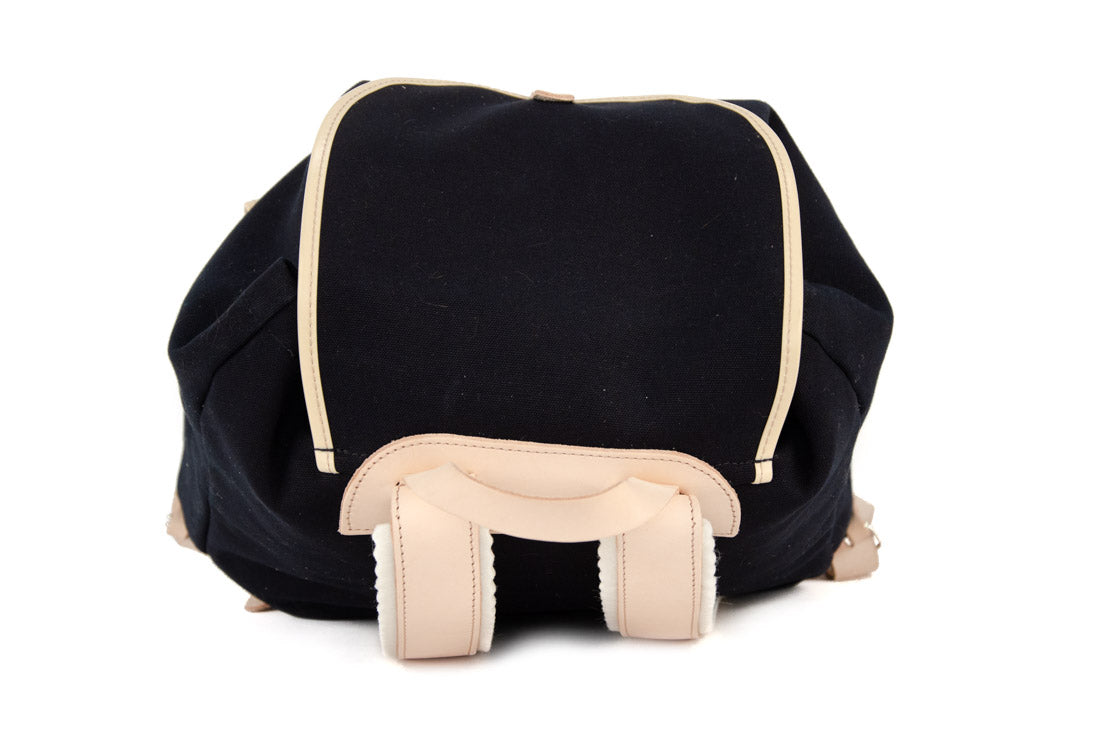 RU137 Baumwoll-Rucksack Schwarz mit hellem Besatz