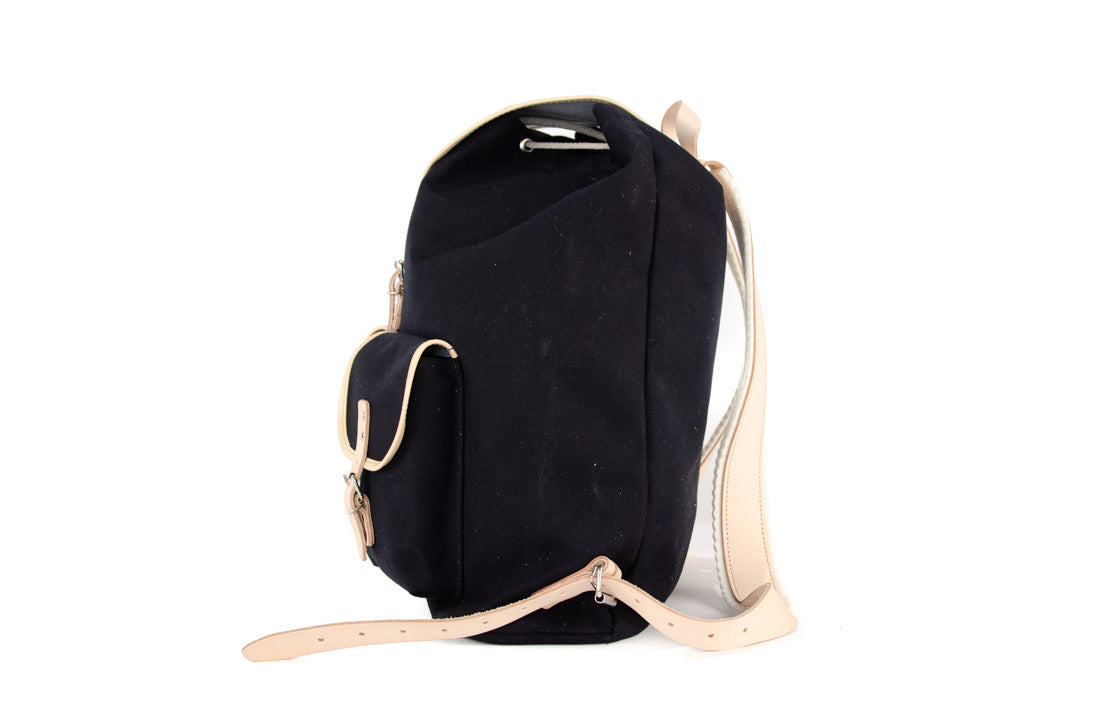 RU137 Baumwoll-Rucksack Schwarz mit hellem Besatz