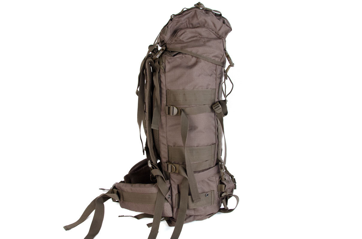 RU90 Militär-Alpinrucksack 50 L Oliv