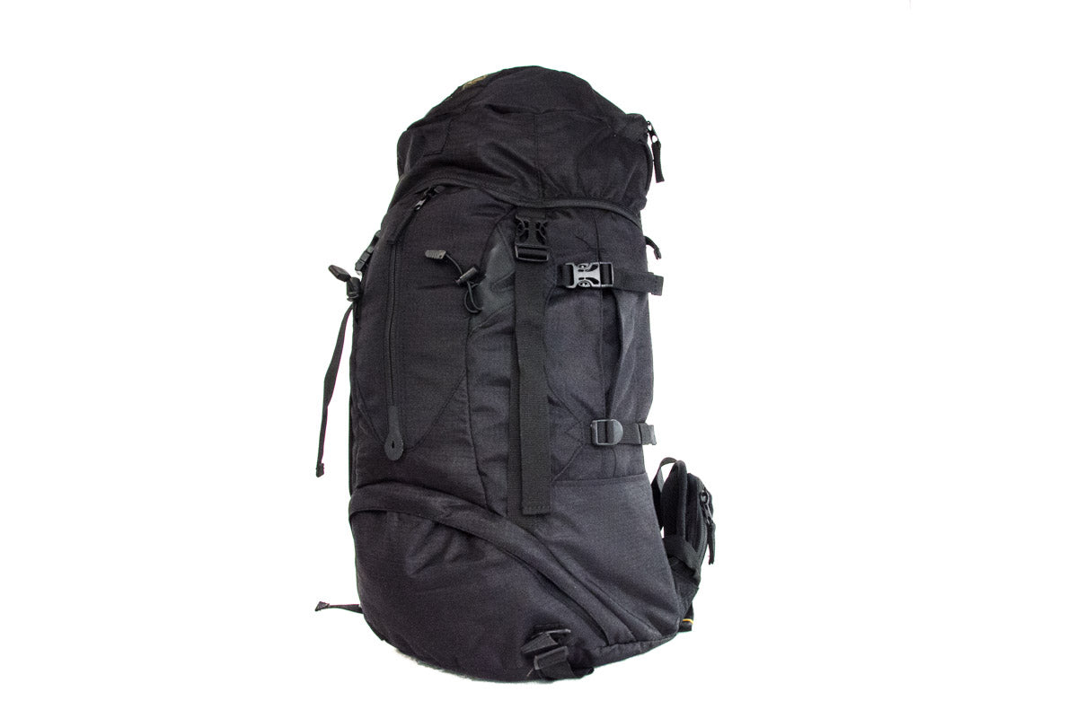RU940 Rucksack mit gespanntem Netzrücken 35 L Schwarz