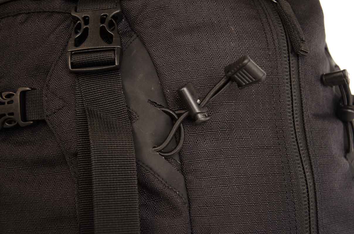 RU940 Rucksack mit gespanntem Netzrücken 35 L Schwarz