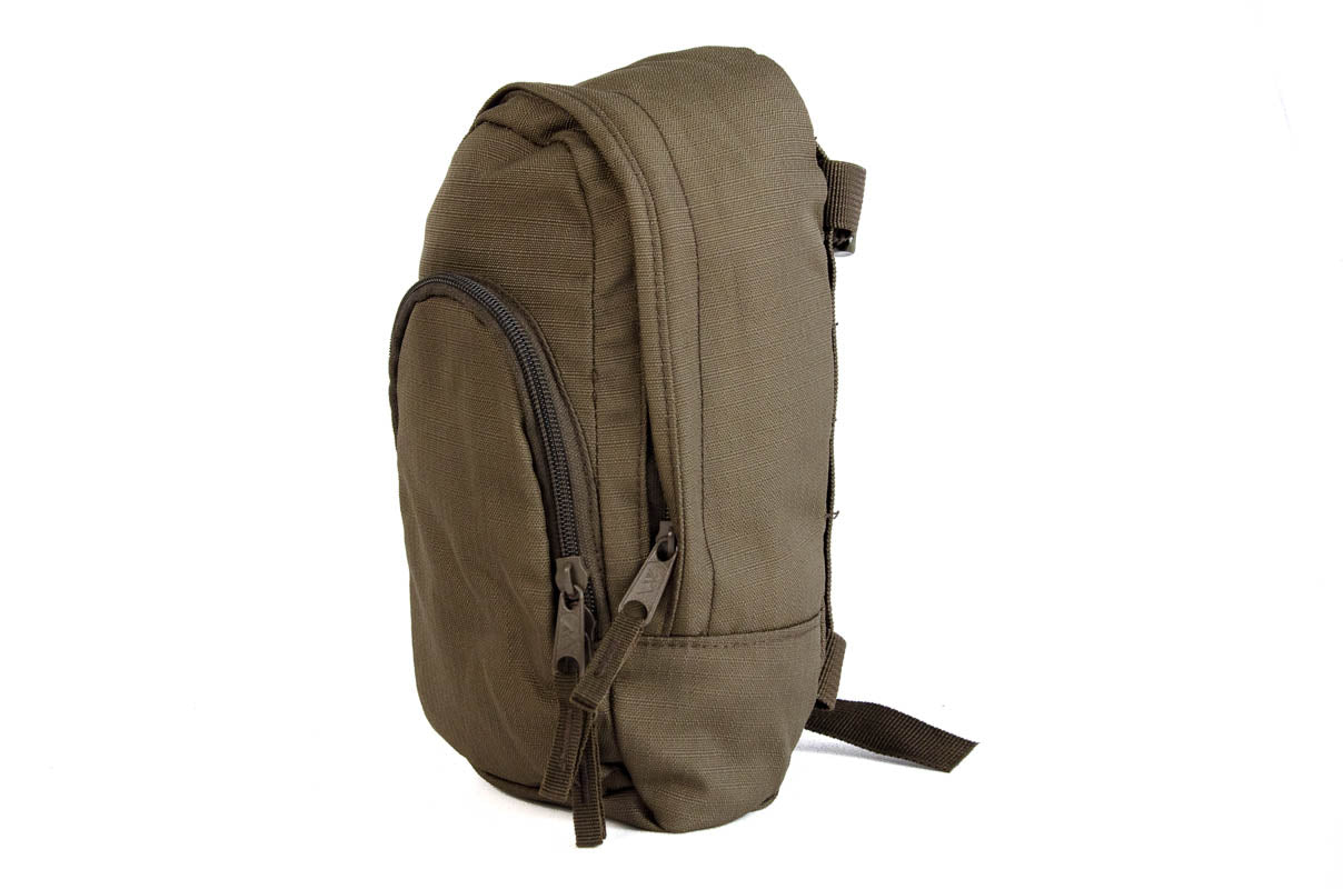 RUSETA 59 Rucksack-Außentasche Oliv
