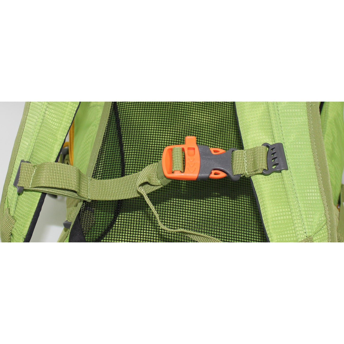 RU31N-GR Wanderrucksack 25L grün | Belüfteter Netzrücken