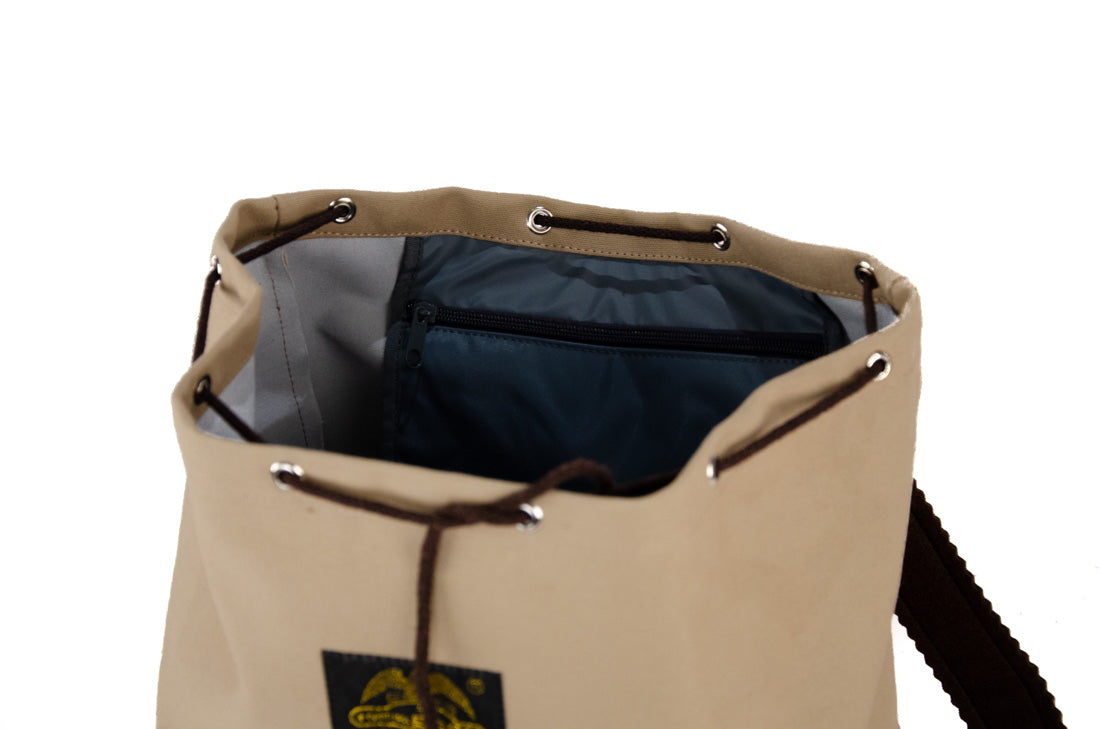 RU137DEPL cotton backpack sand with dark brown trim