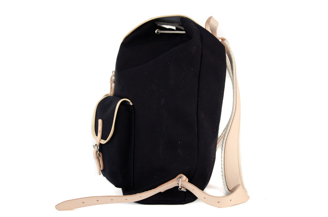 RU137DEPL cotton backpack black with light trim